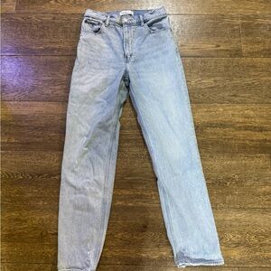Abercrombie & Fitch the 90s Straight Ultra High Rise Jeans